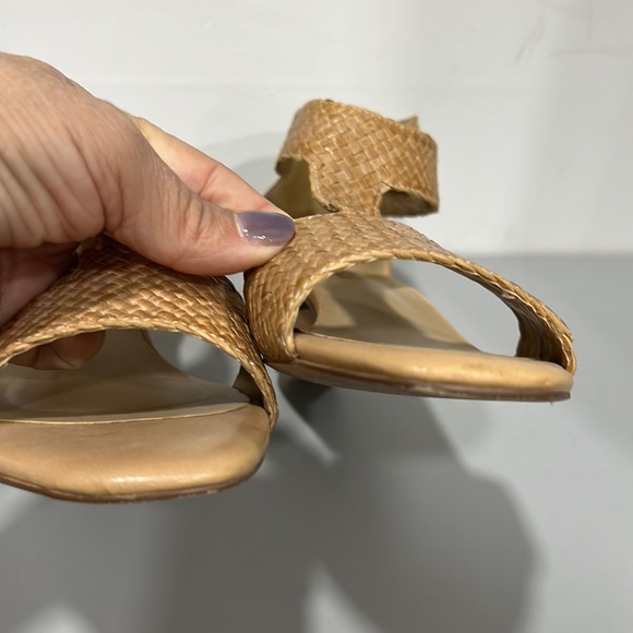 {VAN ELi} Sz 9N Beautiful 1 3/4” Stacked Wood Heel w/Camel Weave Tstrap Shoe - Picture 9 of 11